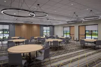 Holiday Inn Port Arthur - Park Central by IHG - Pysäköinti
