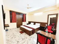 Hotel Arya Palace - 3 estrellas