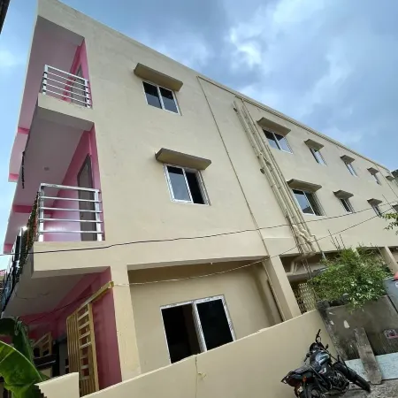 Hotel Sukadev Homes