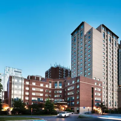 University of Ottawa Residence Hotels near Notre Dame Basilica