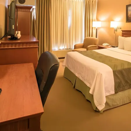 Quality Inn & Suites PE Trudeau Airport