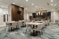 SpringHill Suites Charlotte Lake Norman/Mooresville - breakfast