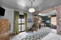 Stylish 1Br Apt, Downtown Free Parking - พร้อมระเบียง