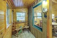 Rustic Cabin w/ Phoenix Mtn Views & Trail Access! - Wifi