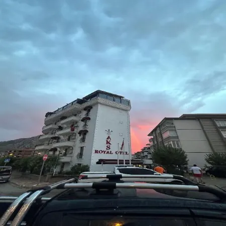 AKS Royal Otel