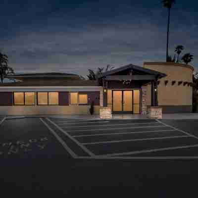Quality Inn & Suites Santa Maria Hotel Exterior