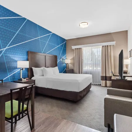 Comfort Inn & Suites
