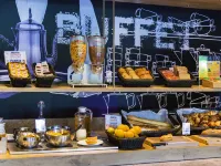 Ibis Budget Avignon Nord - breakfast