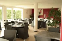 Appart'Hotel Victoria Garden Pau - فطور