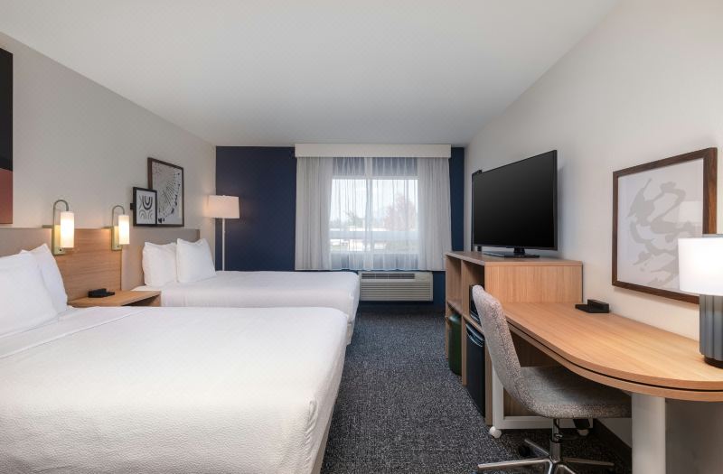Spark by Hilton Springfield Eugene