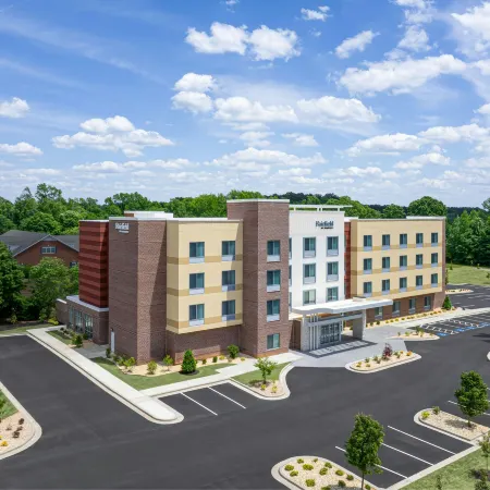 Fairfield by Marriott Inn & Suites Madison