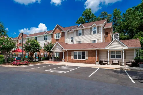 TownePlace Suites Atlanta Kennesaw - parking