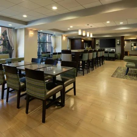 Hampton Inn Visalia