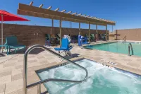 Home 2 Suites by Hilton Kingman - Pools