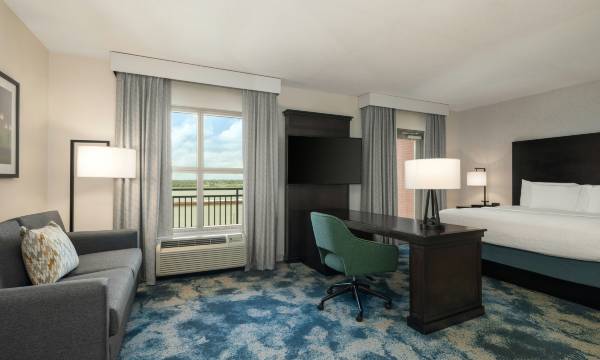 Hampton Inn & Suites Baton Rouge Downtown