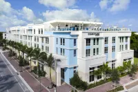 Courtyard Delray Beach - Pools