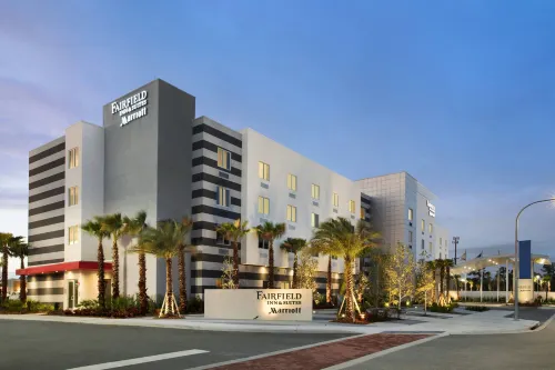 Fairfield Inn & Suites Daytona Beach Speedway/Airport - Aamiainen