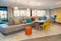 Home2 Suites by Hilton Corona - 3-Star