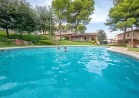 Village Golf Beach - Pools