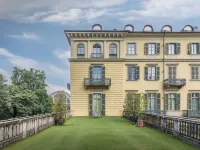 Hotel Roma e Rocca Cavour Hotels near Crocetta