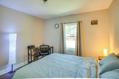 3 Mi to Point Beach State Forest: Gem w/ Fire Pit - Homestays