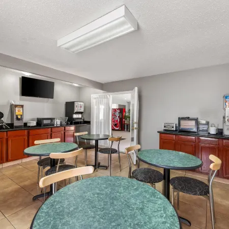 Super 8 by Wyndham Bossier City/Shreveport Area
