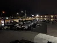 La Bella Inn - parking
