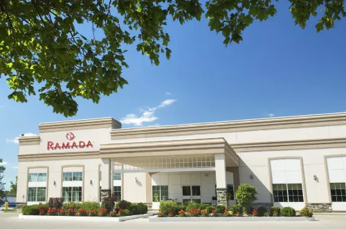 Ramada by Wyndham Trenton - 3-Sterne