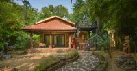 Syna Tiger Resort Bandhavgarh Hotels in Sarmaniya