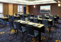 Courtyard Oakland Airport Hotels in Oakland