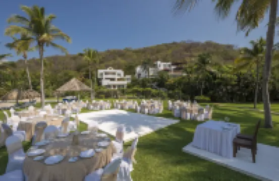 Camino Real Zaashila Huatulco