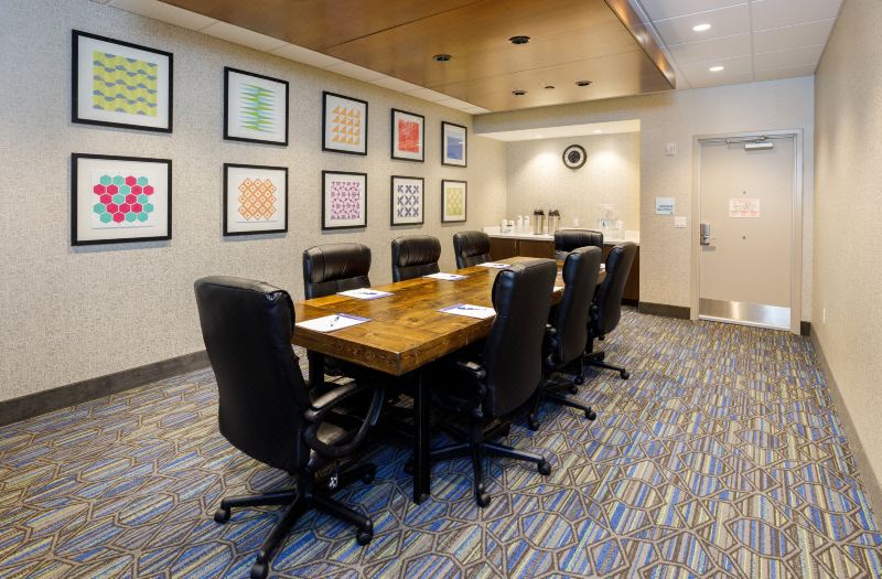 Holiday Inn Express & Suites Sturbridge by IHG photo 4