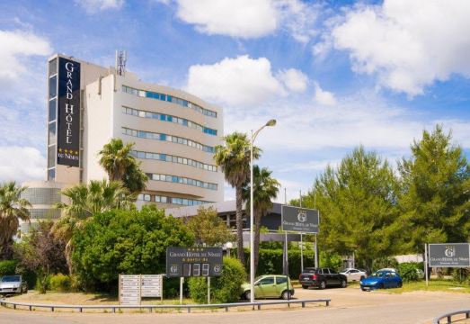 1. 그랜드 호텔 드..