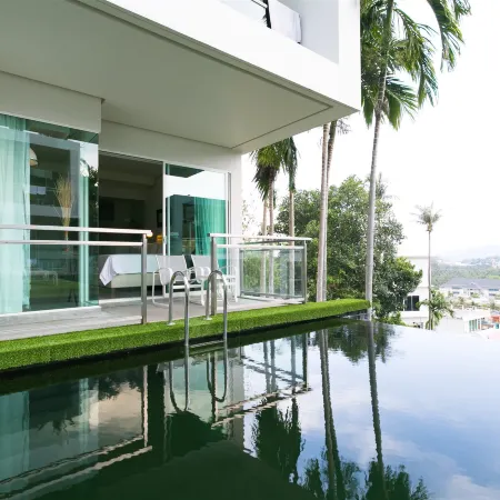 Sugar Palm Grand Hillside