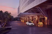 Grand Hyatt Mumbai Hotel and Residences Hotels in der Nähe von टॉवर ऑफ़ साइलेंस