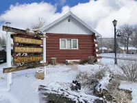 Roundtop Mountain Vista - Cabins and Motel Hotel di Thermopolis