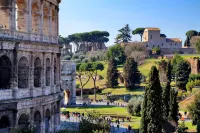 Top Floor Colosseo Guesthouse