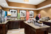 Hampton Inn Lawrence - breakfast