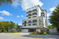 Bay Breeze Premium Apartments by Eskape Collection Hotel di Bay Harbor Islands