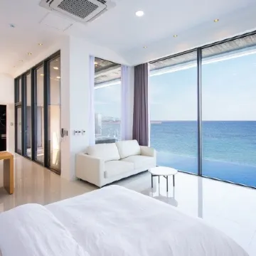 Pohang Mersong Pool and Spa