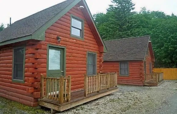 蘭尼斯巴羅江山旅館