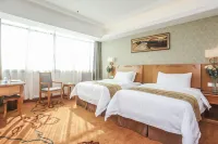 Vienna Hotel (Fuzhou Linchuan Avenue Mixc New Town)
