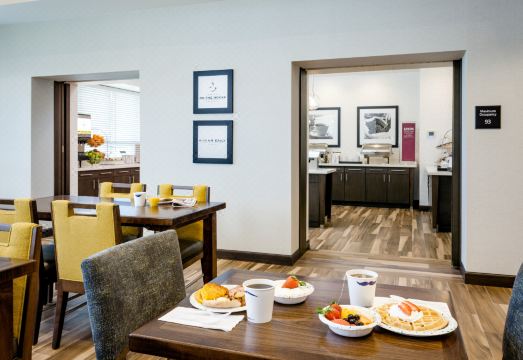 Hampton Inn & Suites Seattle/Northgate