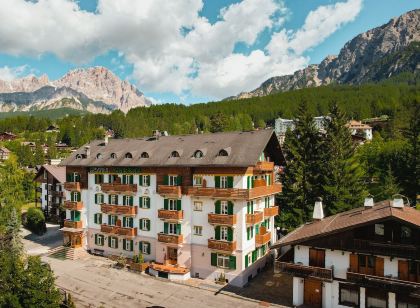 Hotel Serena Cortina