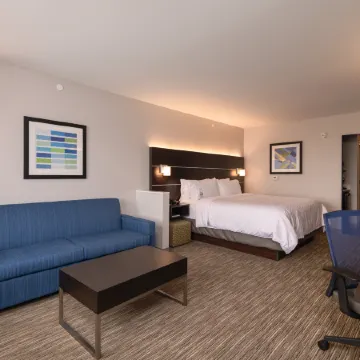 Holiday Inn Express & Suites TULSA DOWNTOWN by IHG
