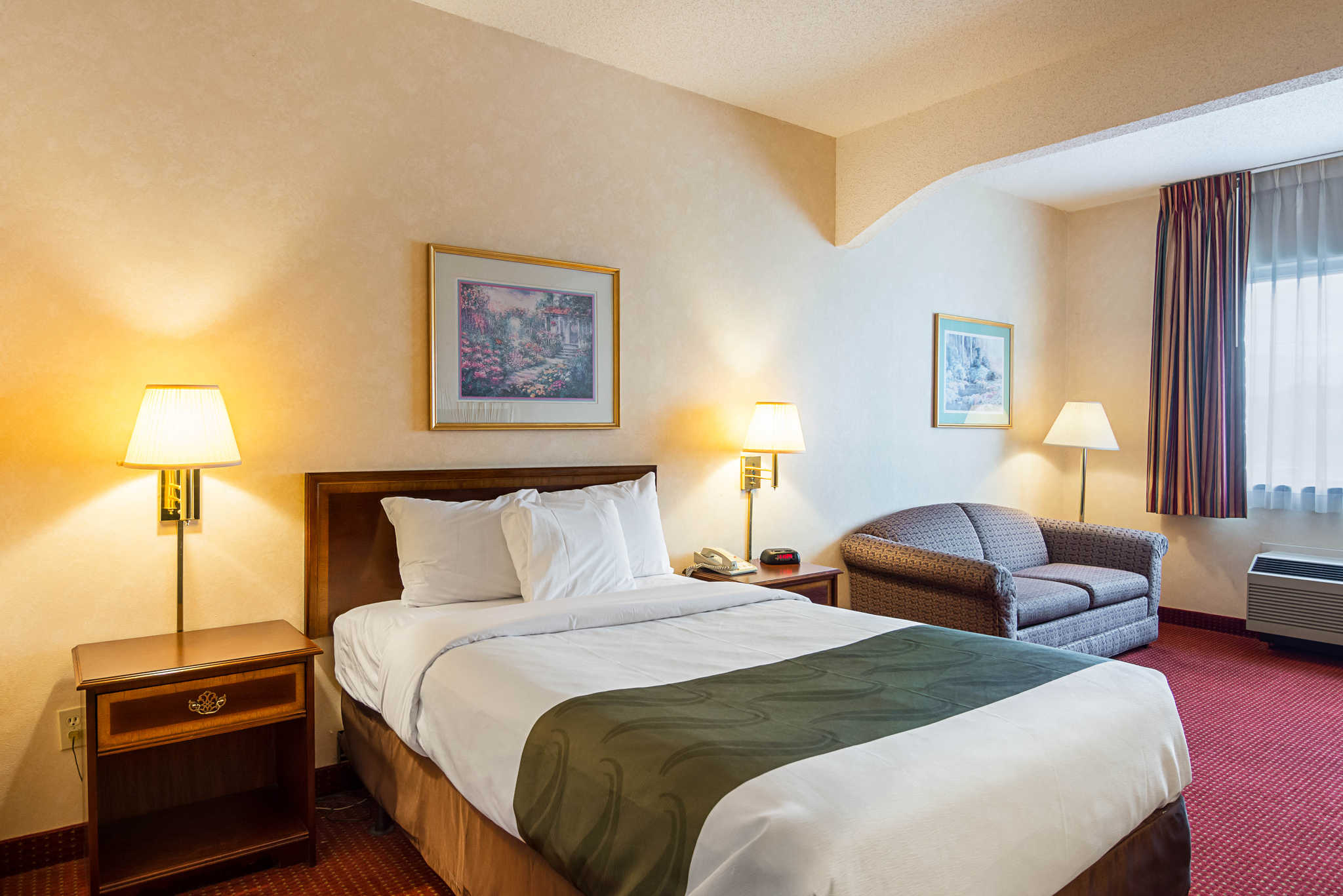 Quality Inn & Suites Kearneysville - Martinsburg