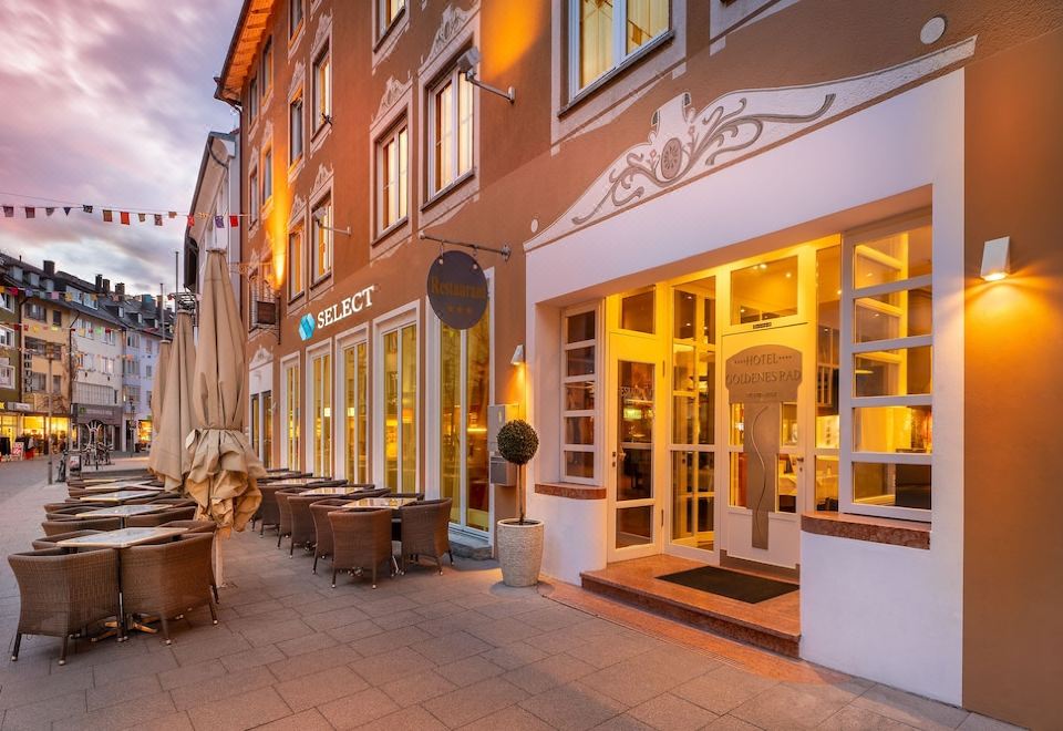 Select Hotel Friedrichshafen - Friedrichshafen şehrindeki 3 yıldızlı otel  derecelendirmesi