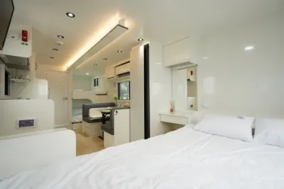 Pohang Uni's Sea Caravan (Homigot Branch) Hotels near Glamping and Caravan