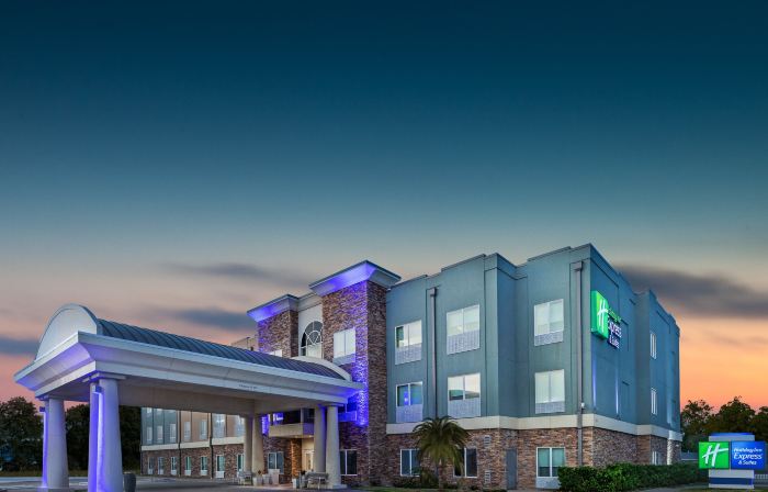 Holiday Inn Express & Suites ROCKPORT - BAY VIEW by IHG