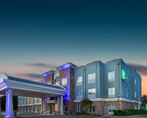 Holiday Inn Express & Suites ROCKPORT - BAY VIEW by IHG Hotels in Aransas County